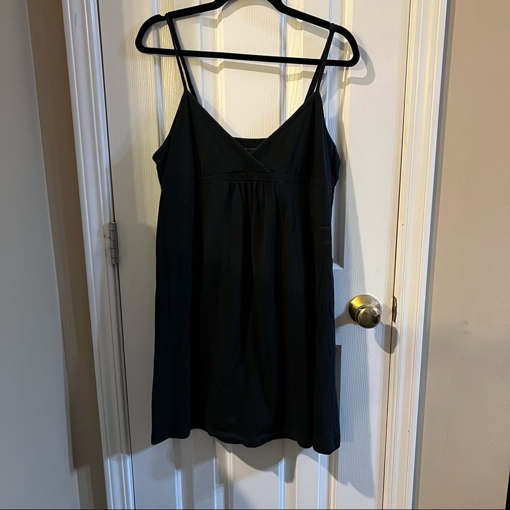 Old Navy black sun dress
